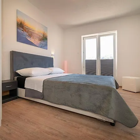 Apartamento Gerta With Terrace *