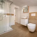 아파트 Apartments Gerta With Balcony