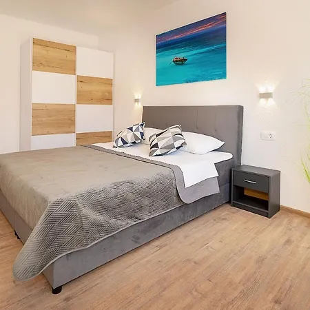 Apartament Gerta With Balcony Baška