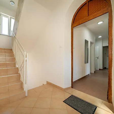 Apartament Gerta With Balcony Baška