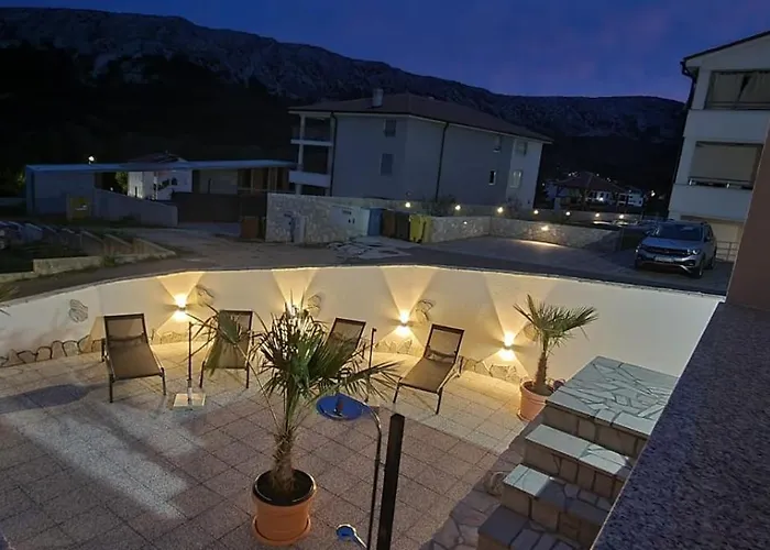 Gerta With Terrace Apartament Baška